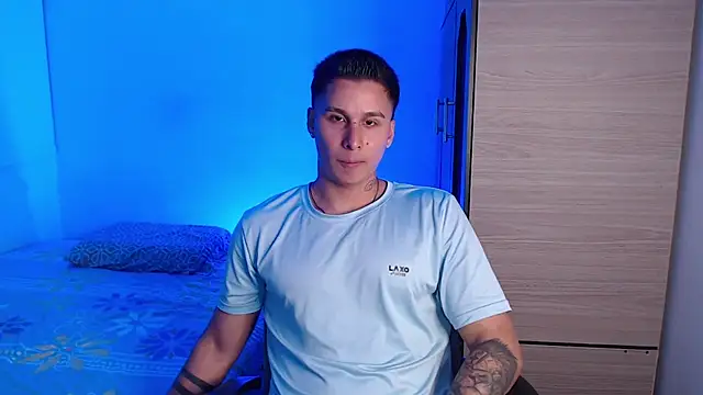 valentinosex1 online show from 11/09/25, 09:41