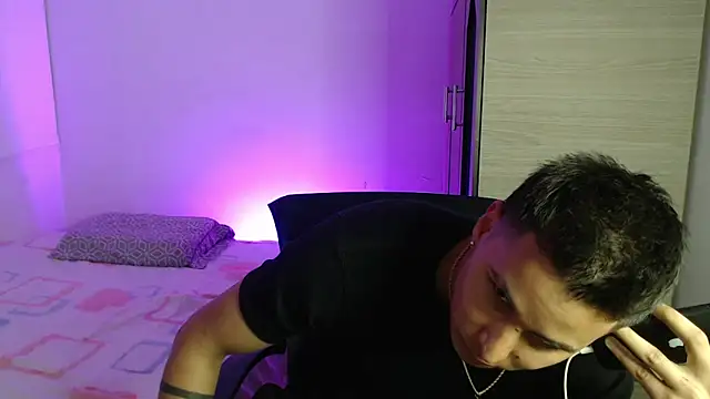 valentinosex1 online show from 11/25/25, 09:26