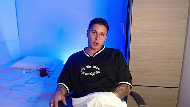 valentinosex1 online show from 03/14/26, 08:48