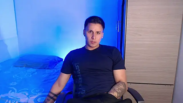 valentinosex1 online show from 01/18/26, 10:24