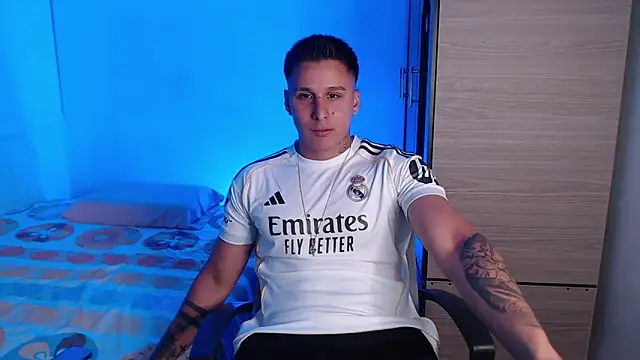 valentinosex1 online show from 04/09/26, 10:27