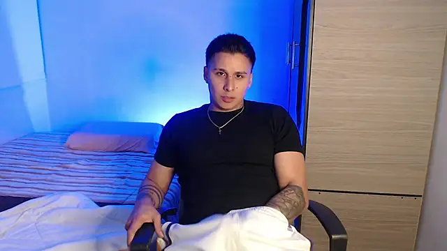 valentinosex1 online show from 02/16/26, 11:46