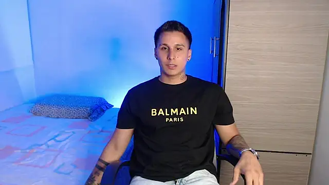 valentinosex1 online show from 12/18/25, 09:29