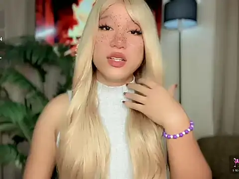 amera loore online show from 07/15/26, 06:15