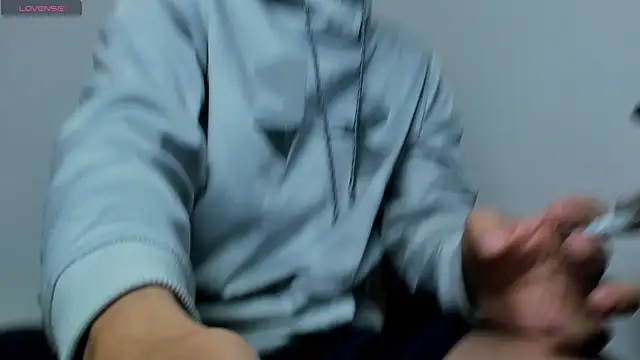 axel davis  online show from 12/20/25, 09:01