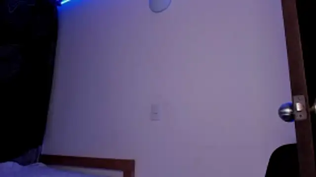 axel davis  online show from 10/31/25, 01:35