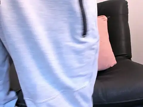 axel davis  online show from 11/24/25, 03:01