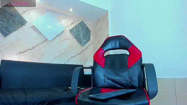 Snapshot of Rick_big chatting on 04/11/26, 07:45 Rick big online show from 04/11/26, 07:45