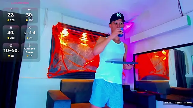 Snapshot of Rick_big chatting on 10/19/25, 04:26 Rick big online show from 10/19/25, 04:26