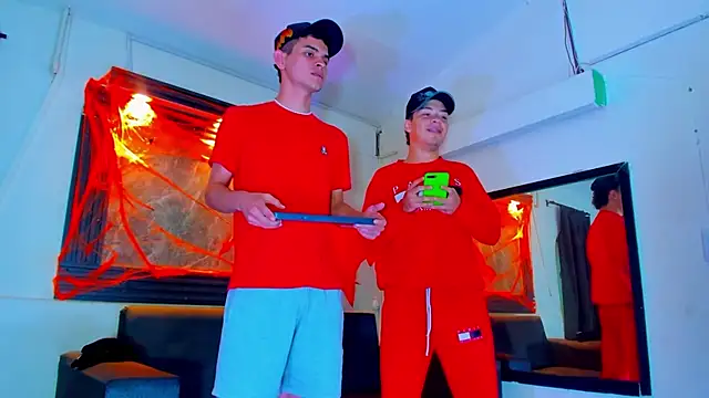 Snapshot of Rick_big chatting on 10/21/25, 04:23 Rick big online show from 10/21/25, 04:23