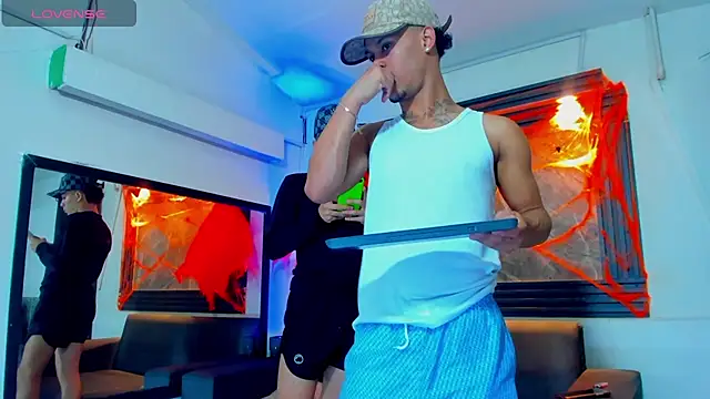 Snapshot of Rick_big chatting on 10/30/25, 04:22 Rick big online show from 10/30/25, 04:22