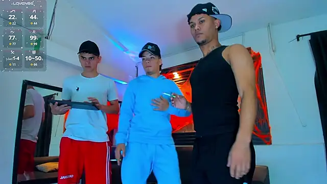 Snapshot of Rick_big chatting on 11/01/25, 04:19 Rick big online show from 11/01/25, 04:19