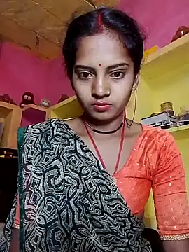 Hot bbbb online show from 11/28/25, 08:31