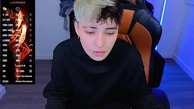 imlaiaaa online show from 10/30/25, 04:00