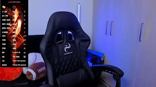 imlaiaaa online show from 11/25/25, 09:48