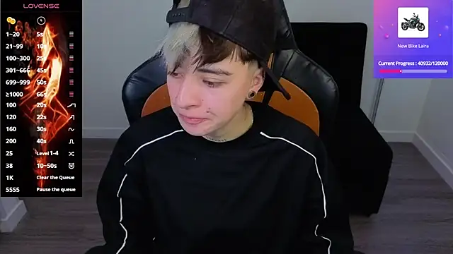 imlaiaaa online show from 10/20/25, 10:10