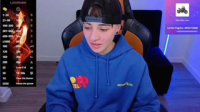 imlaiaaa online show from 10/19/25, 02:47