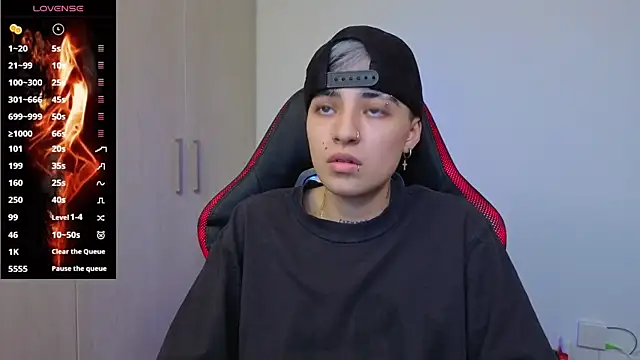 imlaiaaa online show from 12/13/25, 08:04