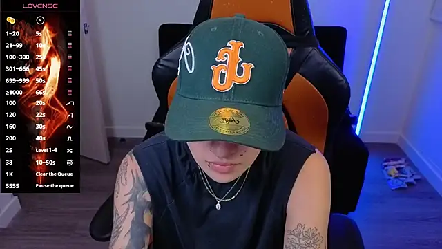 imlaiaaa online show from 11/04/25, 12:47