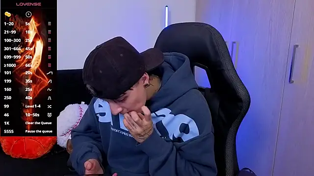 imlaiaaa online show from 11/27/25, 12:11