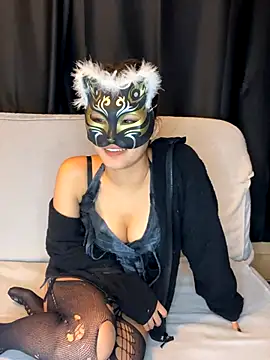 NTR COUPLE online show from 12/05/25, 12:15