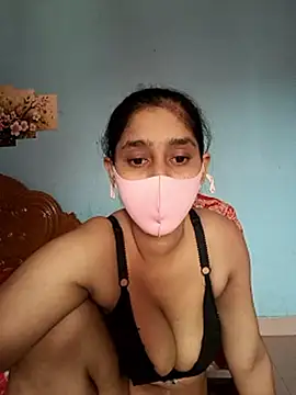Cute Faria online show from 10/19/25, 04:37