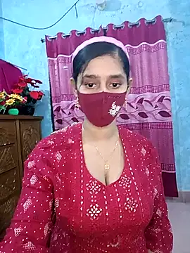 Snapshot of Cute_Faria chatting on 11/10/25, 04:23 Cute Faria online show from 11/10/25, 04:23