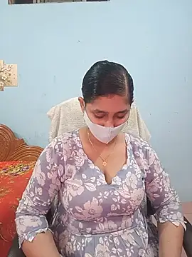 Snapshot of Cute_Faria chatting on 06/15/26, 02:34 Cute Faria online show from 06/15/26, 02:34