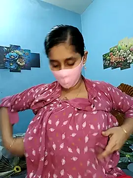 Snapshot of Cute_Faria chatting on 12/15/25, 04:13 Cute Faria online show from 12/15/25, 04:13