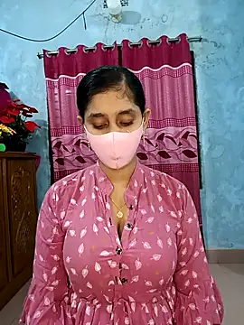 Snapshot of Cute_Faria chatting on 11/12/25, 04:22 Cute Faria online show from 11/12/25, 04:22