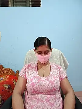 Snapshot of Cute_Faria chatting on 06/20/26, 03:00 Cute Faria online show from 06/20/26, 03:00