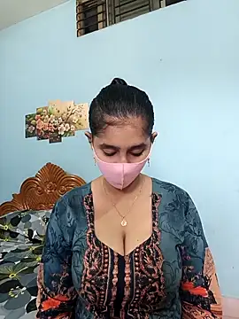 Snapshot of Cute_Faria chatting on 11/25/25, 04:57 Cute Faria online show from 11/25/25, 04:57