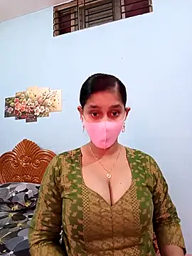 Cute Faria online show from 12/19/25, 04:05