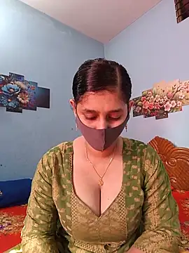 Snapshot of Cute_Faria chatting on 05/13/26, 01:34 Cute Faria online show from 05/13/26, 01:34