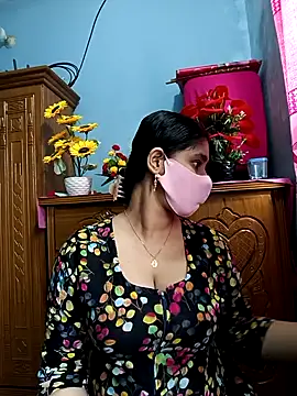 Snapshot of Cute_Faria chatting on 11/23/25, 08:57 Cute Faria online show from 11/23/25, 08:57