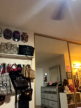 Chicagobabe online show from 09/27/25, 09:37