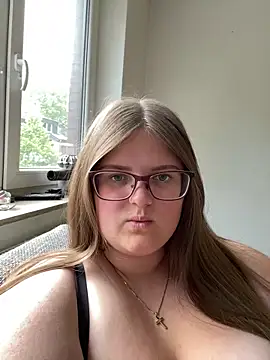CurvyPaar2 online show from 05/12/26, 03:07
