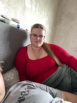 CurvyPaar2 online show from 04/20/26, 02:18