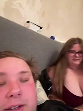 CurvyPaar2 online show from 03/24/26, 09:04