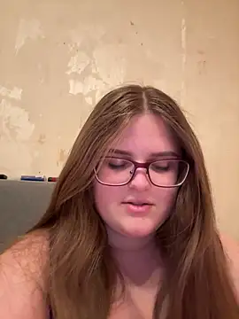 Snapshot of CurvyPaar2 chatting on 02/28/26, 10:42 CurvyPaar2 online show from 02/28/26, 10:42