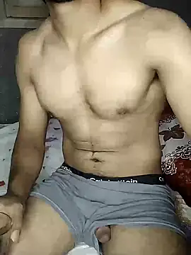 Snapshot of ahmed-eg1997 chatting on 10/05/25, 11:12 ahmed-eg1997 online show from 10/05/25, 11:12