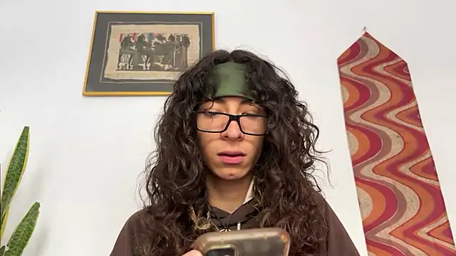 Snapshot of camille_delrey chatting on 12/15/25, 12:55 camille delrey online show from 12/15/25, 12:55