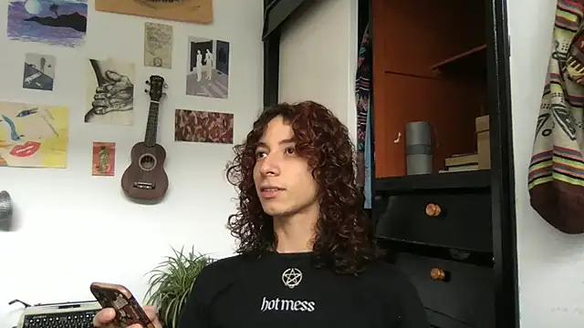 camille delrey online show from 02/02/26, 06:40