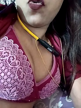 payalsharma95 online show from 10/01/25, 04:22