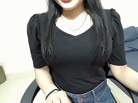 Snapshot of Hazel_Angel chatting on 11/27/25, 01:55 Hazel Angel online show from 11/27/25, 01:55