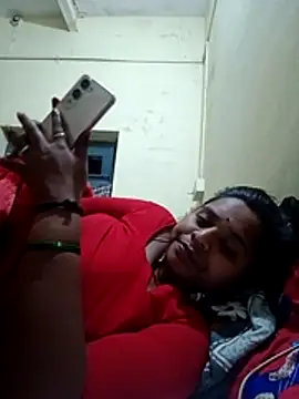 Hot crety online show from 12/05/25, 07:55