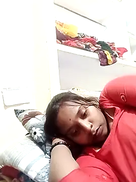 Hot crety online show from 02/05/26, 12:01