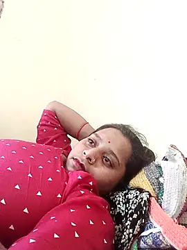 Snapshot of Hot_crety chatting on 06/21/26, 10:32 Hot crety online show from 06/21/26, 10:32