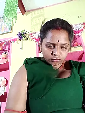 Hot crety online show from 04/05/26, 02:57