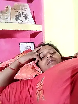 Hot crety online show from 04/01/26, 04:37